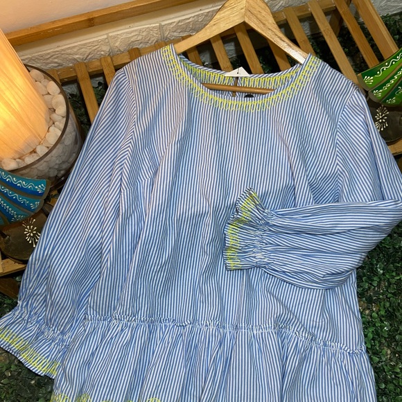 🛍️Striped Tops. Size- Tag it’s XXS BUT THIS IS BIGGER IN SIZE -⬇️Measurement - Picture 6 of 12